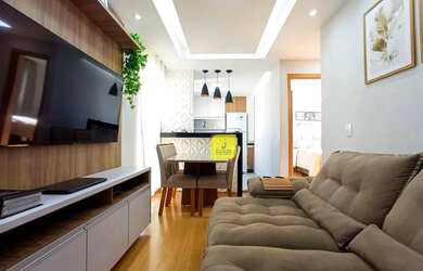 Imagem: O apartamento possui 2 Dormitórios, 1 Banheiro, 1 Vaga na garagem