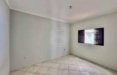 Imagem 8: Casa à venda na Rua Júlia Segallio