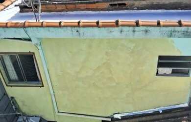 Imagem: A casa possui 5 Dormitórios, 3 Banheiros, 2 Vagas na garagem