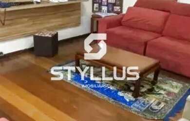 Imagem: A casa possui 4 Dormitórios, 5 Banheiros, 5 Vagas na garagem