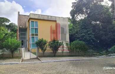 Imagem: A casa em condomínio possui 5 Dormitórios, 5 Banheiros, 3