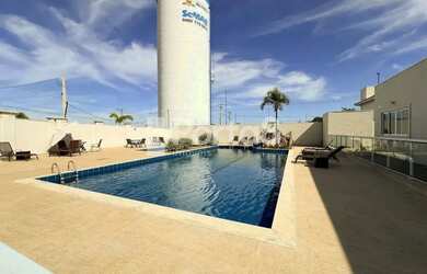 Imagem: A casa em condomínio possui 3 Dormitórios, 3 Banheiros, 2