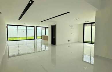 Imagem: A casa em condomínio possui 3 Dormitórios, 4 Banheiros, 4