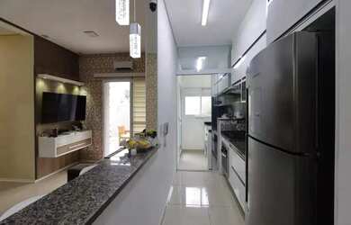 Imagem: O apartamento possui 3 Dormitórios, 1 Banheiro, 1 Vaga na garagem