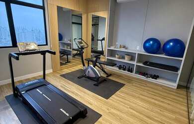 Imagem: O apartamento possui 2 Dormitórios, 2 Banheiros, 2 Vagas na