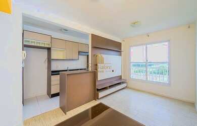 Imagem: O apartamento possui 2 Dormitórios, 1 Banheiro, 1 Vaga na garagem