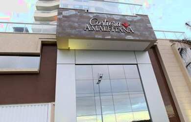 Imagem: O apartamento possui 3 Dormitórios, 5 Banheiros, 3 Vagas na