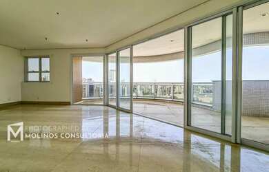 Imagem: O apartamento possui 4 Dormitórios, 5 Banheiros, 5 Vagas na