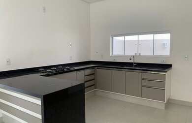 Imagem 4: BRAGANÇA PAULISTA - Casa Padrão - RESIDENCIAL FLORESTA SÃO VICENTE