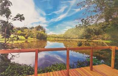 Imagem: O terreno possui 250m² de Área e está localizado em Cézar