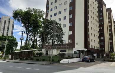 Imagem: O apartamento possui 3 Dormitórios, 1 Banheiro, 1 Vaga na garagem