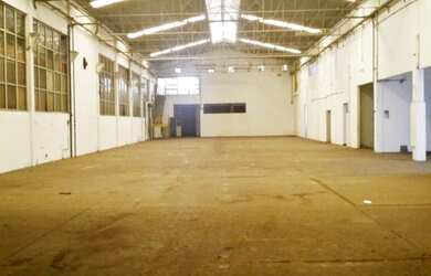 Imagem: O depósito possui 3.200m² de Área e está localizado em