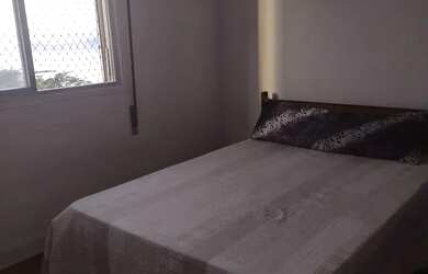 Imagem: O quarto possui Imóvel mobiliado e está localizado em Embaré