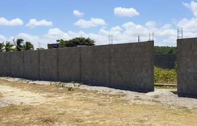 Imagem: O terreno possui 640m² de Área e está localizado em Valentina