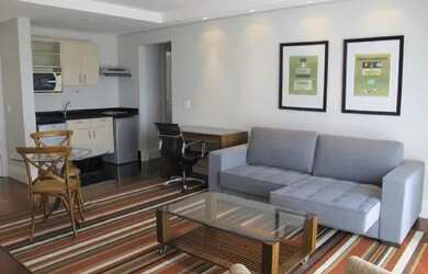 Imagem: O studio para alugar possui 1 Dormitório, 1 Banheiro, 1 Vaga