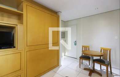 Imagem: O studio possui 1 Dormitório, 1 Banheiro, 1 Vaga na garagem