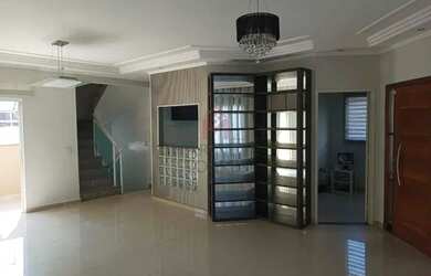 Imagem: A casa possui 3 Dormitórios, 5 Banheiros, 5 Vagas na garagem