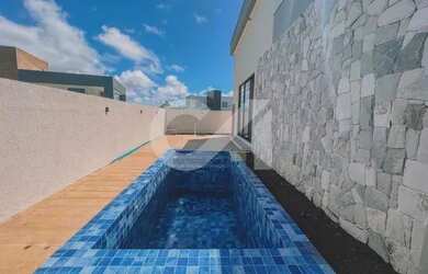 Imagem: A casa em condomínio possui 4 Dormitórios, 5 Banheiros, 4