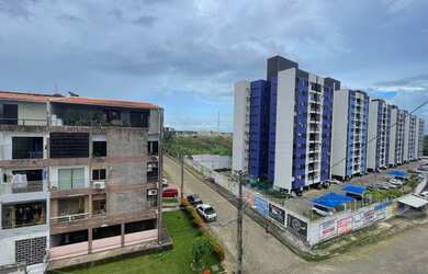 Imagem: O apartamento possui 4 Dormitórios, 4 Banheiros, 2 Vagas na