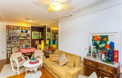 Imagem: O apartamento possui 2 Dormitórios, 2 Banheiros, 1 Vaga na