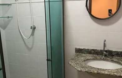 Imagem: A casa em condomínio para alugar possui 2 Dormitórios, 2 Banheiros