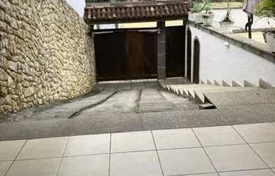 Imagem 4: CASA INDIVIDUAL NO CONDOMÍNIO COLINA VERDE NA FREGUESIA - AO LADO DO...