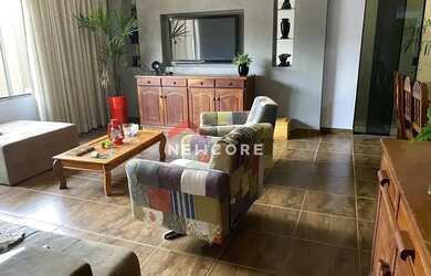 Imagem 7: Casa em Rua Samuel Faustino Romeiro Campoy - Coliseu - Londrina/PR