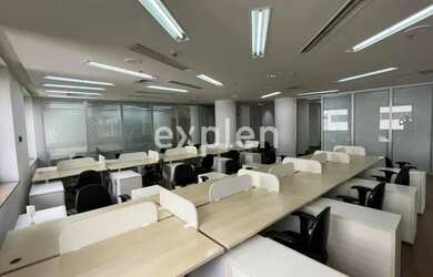 Imagem: O depósito possui 581m² de Área e está localizado em Centro