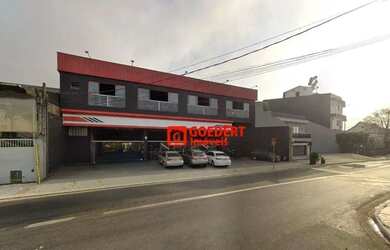 Imagem: O depósito possui 5 Vagas na garagem, 522m² de Área e está