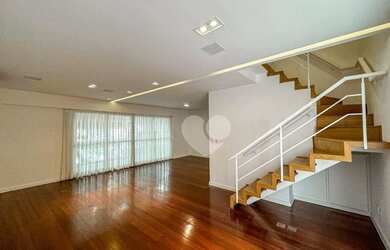 Imagem: O apartamento possui 3 Dormitórios, 5 Banheiros, 3 Vagas na