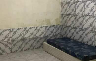 Imagem 5: ALUGA-SE UMA CASA. 1 Banheiroe2 Dormitórios