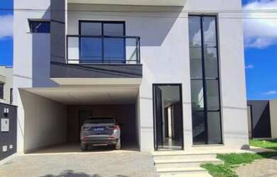 Imagem: A casa em condomínio possui 3 Dormitórios, 3 Banheiros, 3