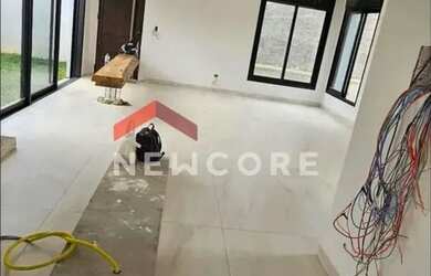 Imagem 2: Sobrado em Rua Conde dos Arcos - Lindóia - Curitiba/PR