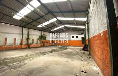 Imagem: O depósito possui 360m² de Área e está localizado em Jardim