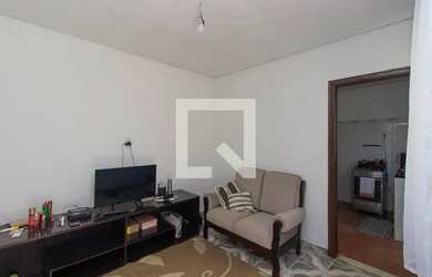 Imagem: A casa possui 4 Dormitórios, 4 Banheiros, 270m² de Área e