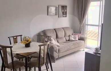 Imagem: O apartamento possui 2 Dormitórios, 1 Banheiro, 1 Vaga na garagem