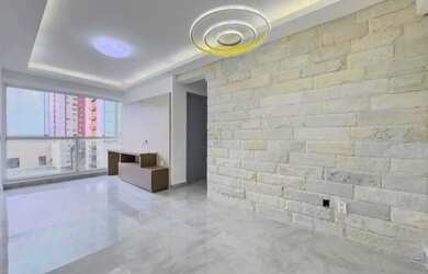 Imagem: O apartamento possui 3 Dormitórios, 2 Banheiros, 2 Vagas na