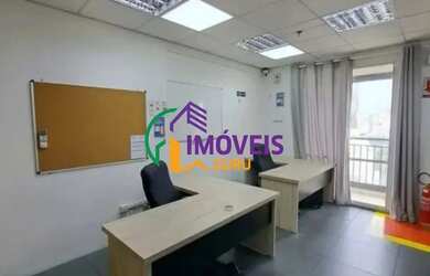 Imagem: O depósito possui 1 Vaga na garagem, 37m² de Área e está