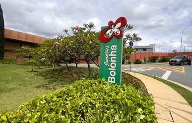 Imagem: O terreno possui 300m² de Área e está localizado em Jardins