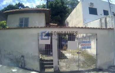 Imagem: O terreno possui 440m² de Área e está localizado em Vila