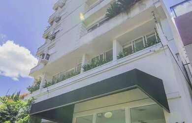 Imagem: O apartamento possui 1 Dormitório, 2 Banheiros, 1 Vaga na garagem