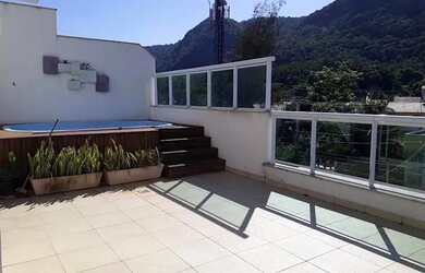 Imagem: O apartamento na cobertura possui 3 Dormitórios, 1 Banheiro