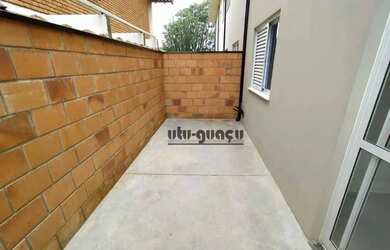 Imagem: A kitnet possui 1 Dormitório, 1 Banheiro, 1 Vaga na garagem