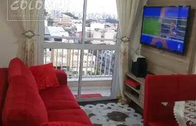 Imagem: O apartamento possui 2 Dormitórios, 1 Banheiro, 1 Vaga na garagem