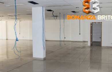 Imagem: O depósito possui 2445m² de Área e está localizado em Brotas