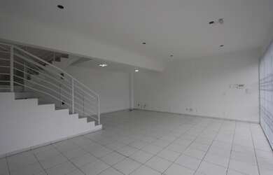 Imagem: O depósito possui 65m² de Área e está localizado em América