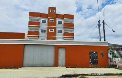 Imagem: O apartamento possui 3 Dormitórios, 1 Banheiro, 2 Vagas na