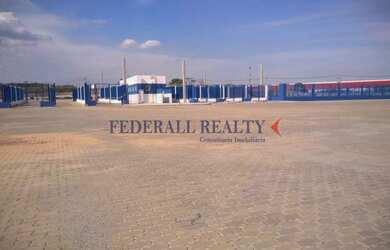 Imagem: O depósito possui 5 Vagas na garagem, 1.783m² de Área e