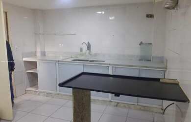 Imagem 13: Galpão para Venda em Rio de Janeiro, Inhaúma, 2 banheiros, 1 vaga