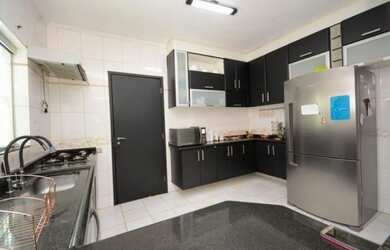 Imagem 7: Casa Jardim Textil Linda. 240m² de Área, 4 Vagas na garageme3 Dormitórios